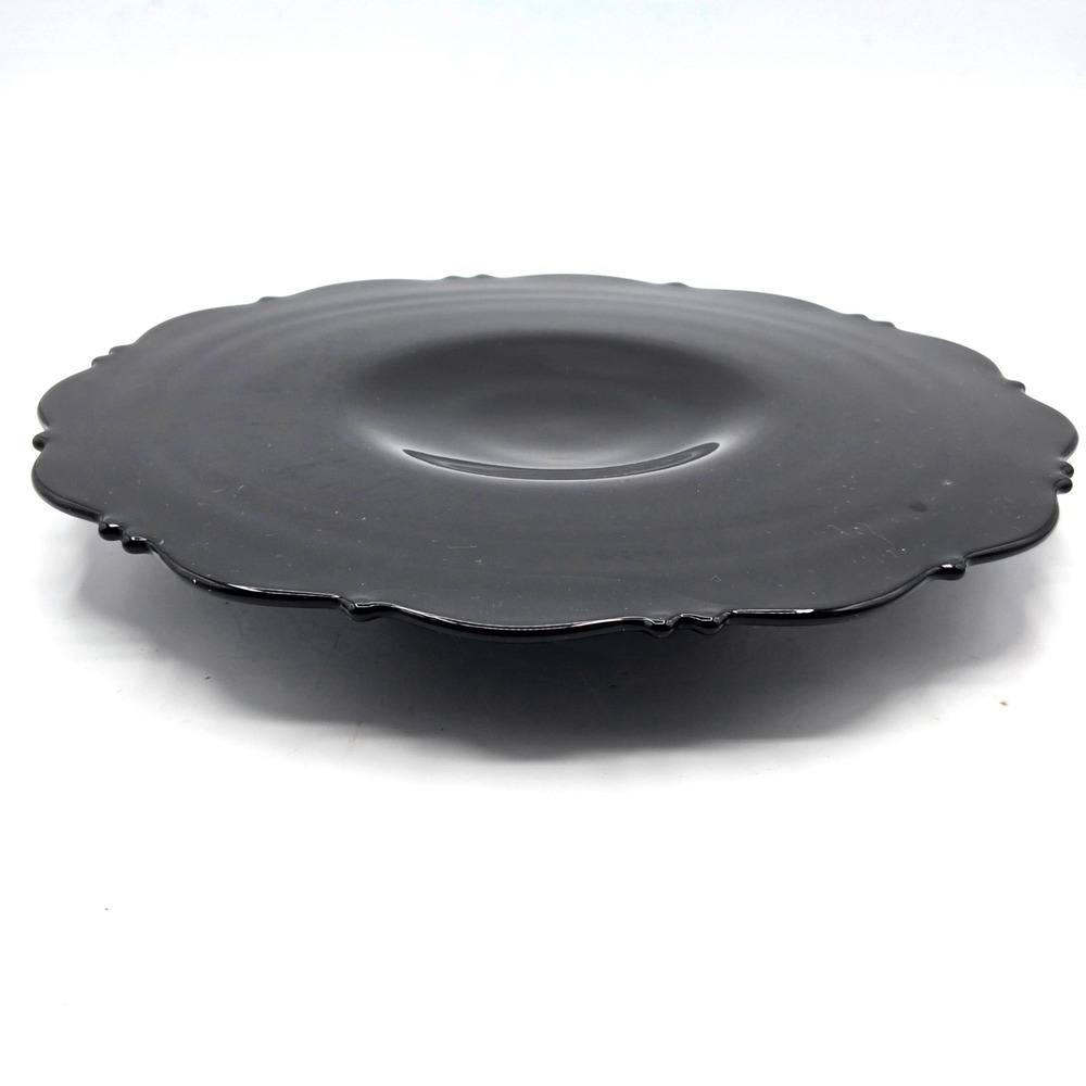 L.E. Smith Black Amethyst 10" Cake Plate Footed Scalloped VINTAGE